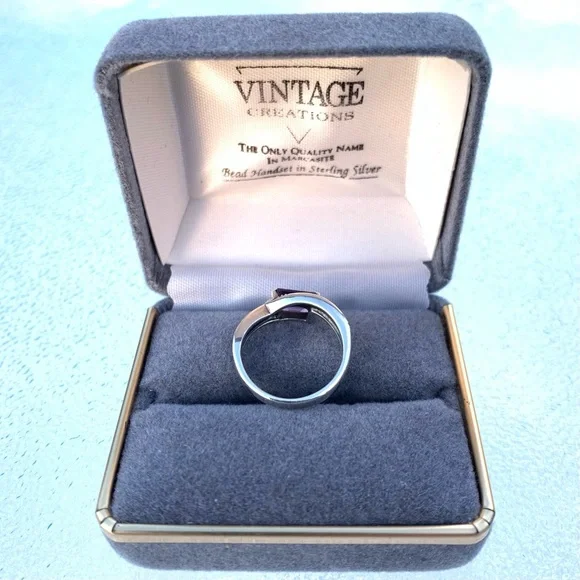 Vintage Amethyst & Marcasite Sterling Silver February Birthstone Ring Size 6-3/4 - Picture 6 of 10